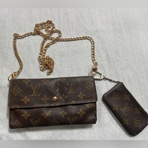 Vintage Louis Vuitton wallet/ WOC